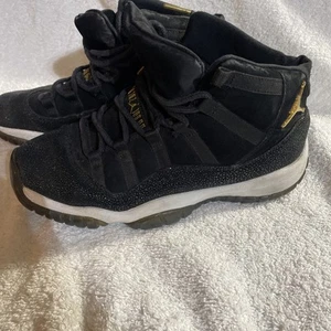 Jordan 11 Retro Heiress Black Stingray Sneakers Shoes Kids 5Y - Picture 1 of 9