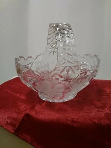 Vintage Lead Crystal Frosted Grape and Flower Design Basket - Picture 1 of 10