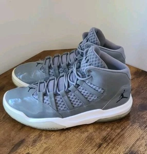 Nike Mens Air Jordan Max Aura AQ9084-010 Gray Basketball Shoes Sneakers Sz 11.5 - Picture 1 of 23