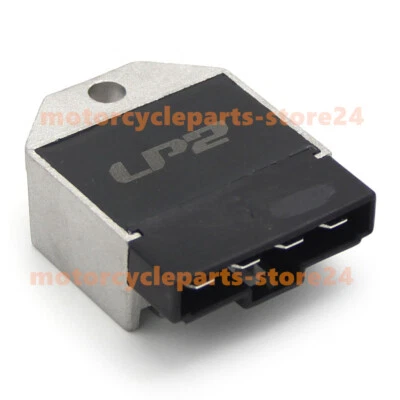 Regulador/rectificador de voltaje para KTM 380 EXC 2000-02/ 400 450 525 EXC 2000-2004 Foto 1 de 4