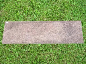 Marcador de cementerio de doble césped Sedona granito DGM-09 - Imagen 1 de 2