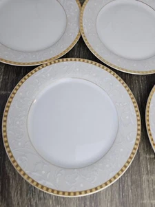 The Bavaria Collection by Casa Elite 7 1/2" Platos de Postre Borde Tono Dorado (Juego 7) - Imagen 1 de 8