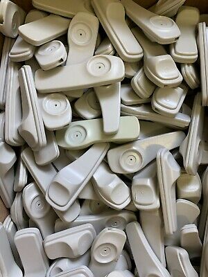 50 Genuine Sensormatic Security Shop Tags And Pins    Used  • 15.99£