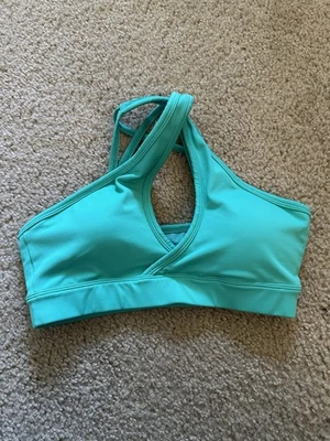 Transcend Sports Bra Green Small - Image 1 of 3