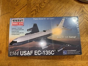 Minicraft 1/144 EC-135C USAF mit 2 Markierungsoptionen - 14709 - Bild 1 von 1