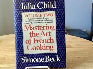 Mastering The Art of French Cooking, Volume 2 by Julia Child, 1970 HC w/DJ - Picture 1 of 18