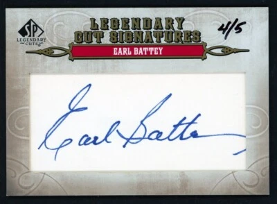 EARL BATTEY 2011 SP Legendary Cuts Signed Auto Card #4/5 MN Twins Team HOF SSP - Image 1 of 2