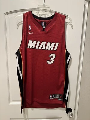 Camiseta deportiva para hombre Dwayne Wade Miami Heat roja Reebok Swingman grande Foto 1 de 4