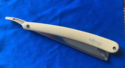 MAGIC PAT REG-RASOIO VINTAGE MEZZA LAMA-MANICO IN PLASTICA-DA COLLEZIONE - Immagine 1 di 4