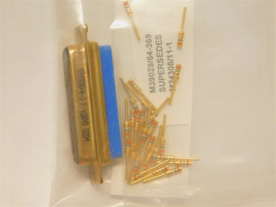 MS Sanyo Denki M24308/4-3F 25P (M30029/64-369) Male Crimp D-Sub Connector - Image 1 of 3