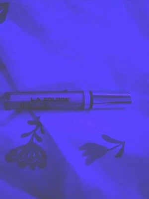 lip gloss - Image 1 of 4