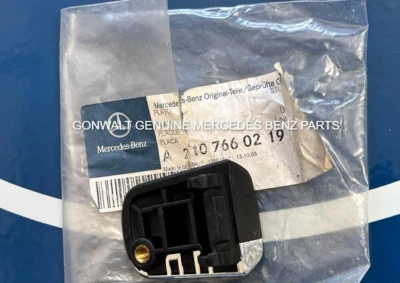 Mercedes Benz New E 300 E 320 1996-1997 Door Handle Trim Cover Plate 2107660219 - Image 1 of 3