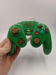NWA - Nintendo Wii Controller Link Zelda Green Tri Force Fight Pad - Picture 1 of 3