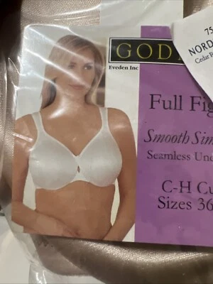 Goddess Smooth Simplicity Seamless Underwire Bra 52DDD Nude 03910 Full Coverage - Image 1 of 4