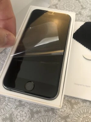 Apple iPhone 6 - 16 GB - Plateado A1549 (CDMA + GSM) Foto 1 de 4