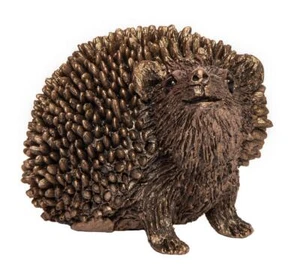 Sweetpea Small Hedgehog Bronze Sculpture (Thomas Meadows) - Picture 1 of 1