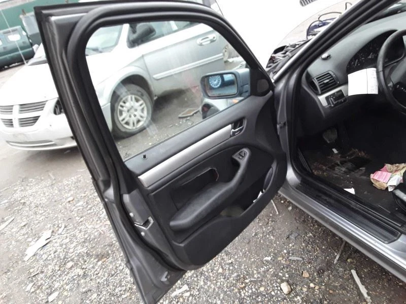 Radiator M56 265S6 Engine Slev Fits 02-05 BMW 325i 1443711 - Imagem 1 de 4