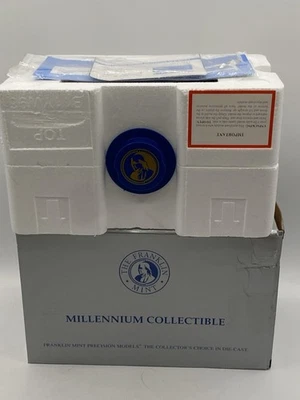 VW NUEVO ESCARABAJO EDICIÓN LIMITADA AZUL FRANKLIN COMO NUEVO 1:24, en caja Foto 1 de 4