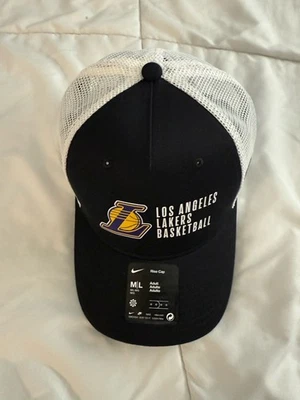 Gorra de camionero Nike para hombre Snap Back Los Angeles Lakers NBA Rise talla M/L C16653 Foto 1 de 4