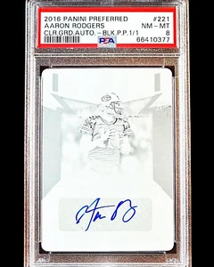 TRUE 1/1 - Aaron Rodgers - 2016 Panini Preferred placa negra automática 1/1 - PSA 8 - Imagen 1 de 3