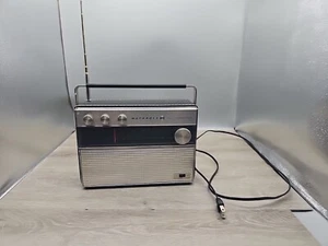Vintage Transistor Radio Motorola All Transistor  TP57FE - Picture 1 of 14