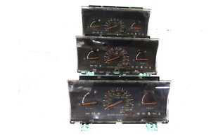 87 88 Dodge Colt Instrument Clusters Speedometers Gauges MB385 750 328-950 QTY 3