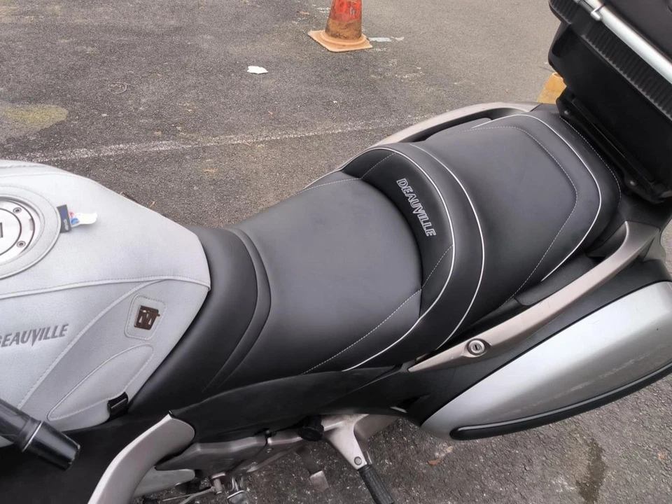 Honda Deauville NT700V 2006-2013 Top Selerie asiento cómodo gel/calor nuevo SGCNTV16 Foto 1 de 1