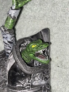 Vintage 2001 Marvel Dr. Curt Connors Lizard Wall Mount Hanging Display - Picture 1 of 5