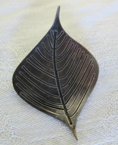 PIN DE HOJA CURVA DE PLATA ESTERLINA DE COLECCIÓN - Imagen 1 de 3