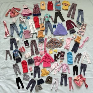 Spin Master Liv Doll Lot Of Clothes And Accessories - Picture 1 of 11