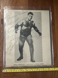BRUNO SAMMARTINO WWF WWE WRESTLING VINTAGE AUTOGRAPHED 8 X 10” PHOTO - Picture 1 of 2