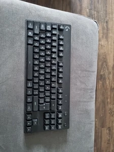 Logitech G Pro Wired Gaming Keyboard Tenkeyless - Picture 1 of 3