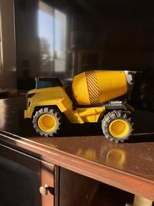 Tonka Truck Cat Construction Boys Toy Truck Excellent Condition - Picture 1 of 4