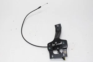 2022-2024 BUICK ENCLAVE FRONT BUMPER UPPER CENTER SUPPORT BRACKET OEM - Picture 1 of 7