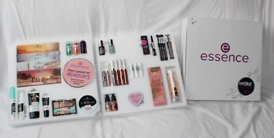 essence Sortiment 45 Artikel Schminkartikel Geschenk siehe Bilder - Bild 1 von 4