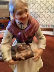 Vecchia statuina in legno che porta 8 pollici. - Foto 1 di 5