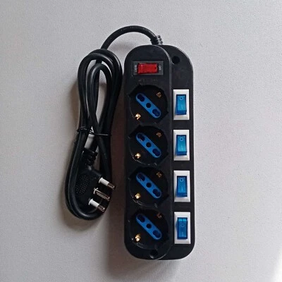 Multipresa nera da 4 posti universali con 5 interruttori cavo da 1,5mt - Immagine 1 di 4