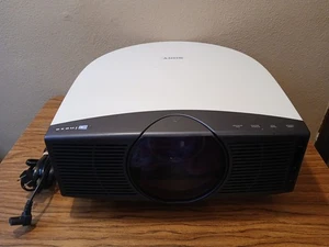 Sony VPL-HS10 Cineza Video Projector 903 Lamp Hours (No Remote) 1080i - Picture 1 of 15
