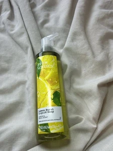Avon Senses Shower Gel Cream - 2 x 500ml - PACK OF 2 - VARIOUS Scents -BRAND NEW - Picture 1 of 2
