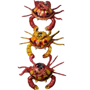 Wiggly Bobble CRAB Magnet Souvenir Philippines Pagudpud Springy Moving Vtg - Picture 1 of 11