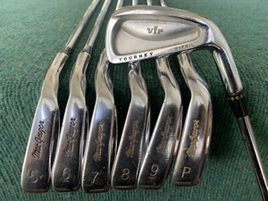 MacGregor VIP Tourney V-Foil 1025C Forged Iron Set  - RH, 4-PW, NEW GRIPS, LQQK! - Picture 1 of 18
