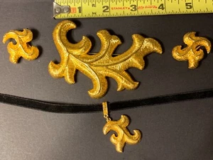 Super Rare Find! 1990s Natori large Brooch, earrings and necklace set - Picture 1 of 7