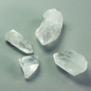 Clear Quartz Points 68g 20-40mm Healing Crystals B24-CO Reiki Natural Stones  - Picture 1 of 1
