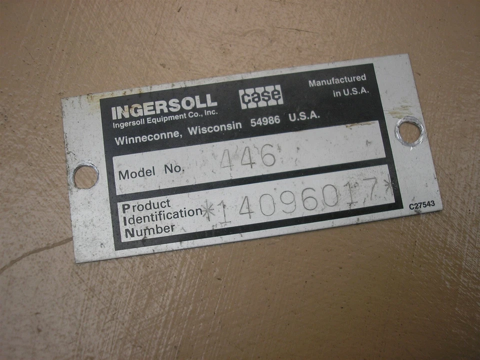 Placa de identificación número de serie de modelo de tractor Case Ingersoll 446 Foto 1 de 1