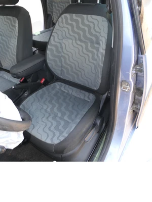 Skoda Fabia Roomster 5J Sitz vorne links Fahrersitz - Bild 1 von 4