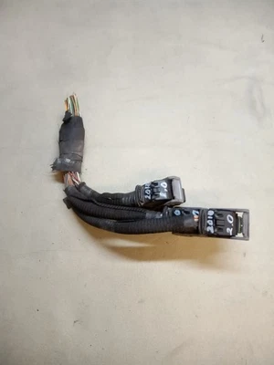 Vauxhall Vivaro Renault Trafic Nissan Primastar 2.0 ECU Wiring Plugs 2010-2014 - Image 1 of 3