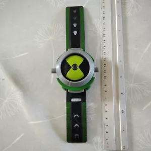 Ben 10 - Ultimatrix Watch Spinning - Bandai - Picture 1 of 2