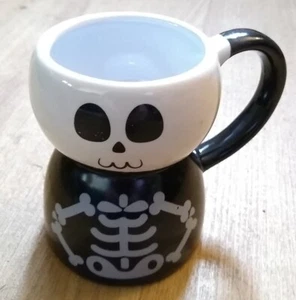 Skeleton Ceramic Mug 10x8x12cm Black & White Fun Halloween Gift New - Photo 1/7