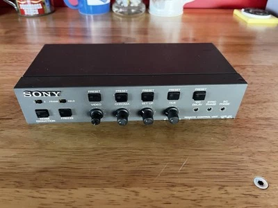 Sony RCU UBR-60 银色 — 第 1/4 张图片