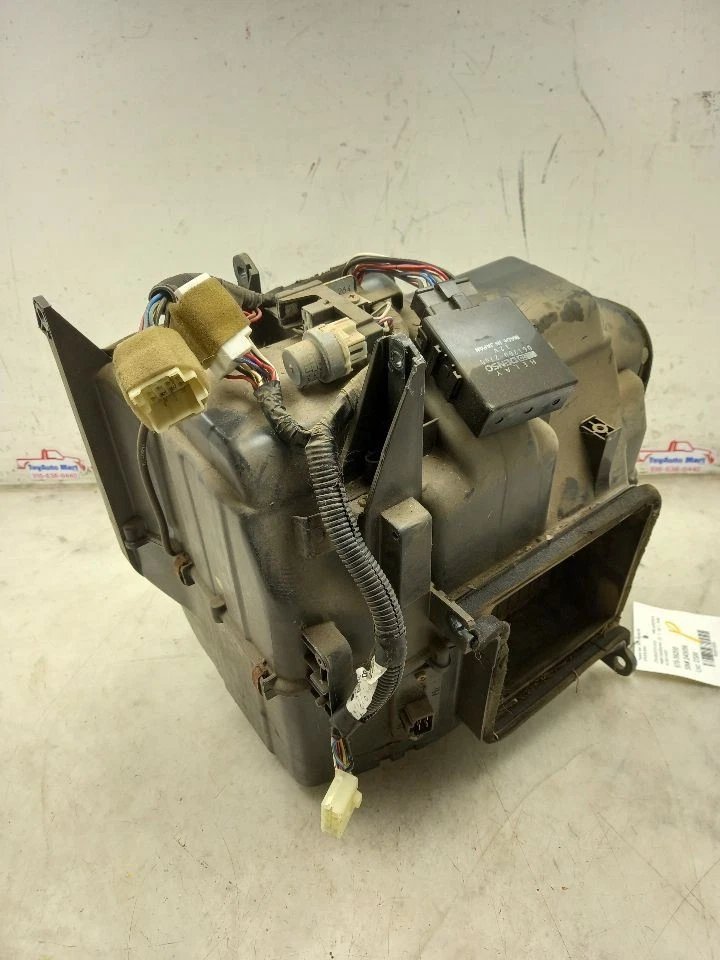 91-96 TOYOTA LAND CRUISER HEATER CORE AC BOX ASSEMBLY - Изображение 1 из 4